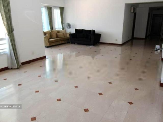 Parkshore D15, Condominium