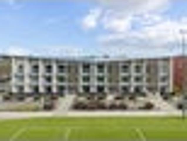 Parkside Living, North facing 2 bedroom $749,000