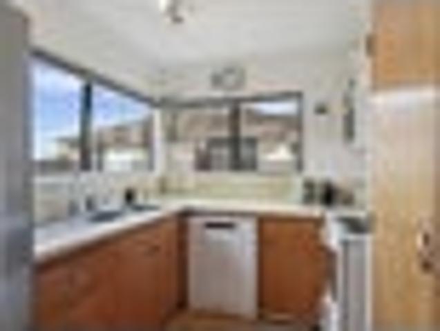 Parkside Living with City Views