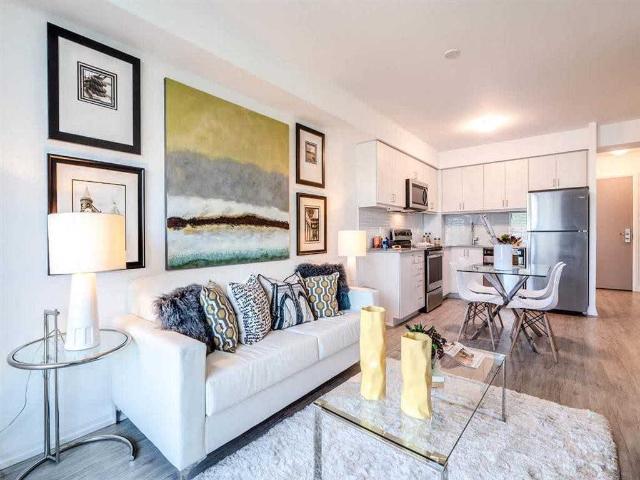 Parkside Square 3 Bedroom Apartment for Rent at 55 Smooth Rose Crt, Toronto, ON M2J 0G7 Henry Farm
