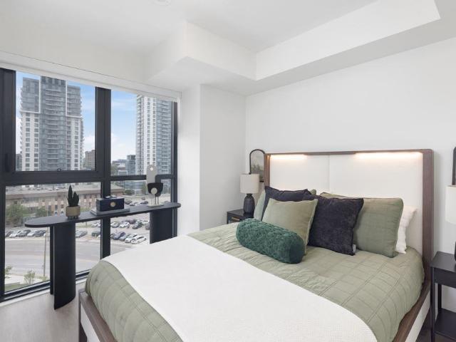 Parkside Square 1 Bedroom Apartment for Rent at 55 Smooth Rose Crt, Toronto, ON M2J 0G7 Henry Farm