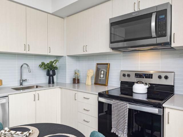 Parkside Square 1 Bedroom Apartment for Rent at 55 Smooth Rose Crt, Toronto, ON M2J 0G7 Henry Farm