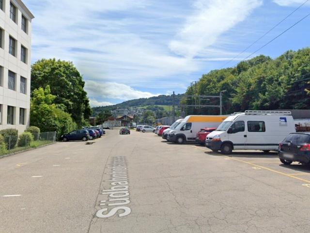 Parkplätze direkt am Bahnhof Weissenbühl in Bern