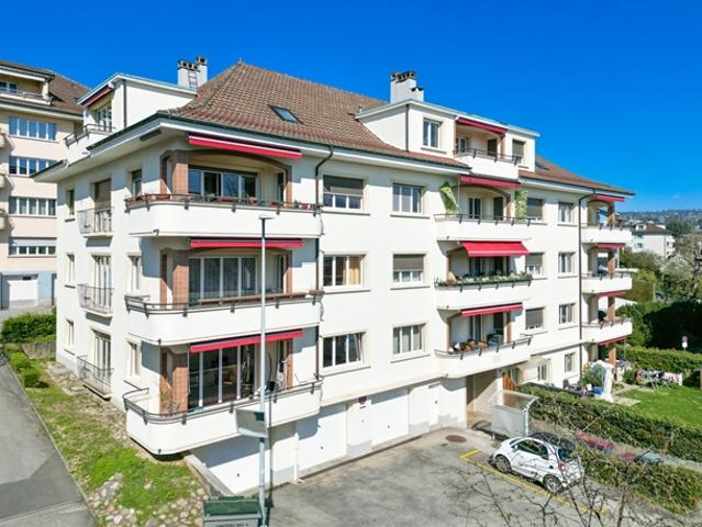 Parkplätze zu mieten in Pully