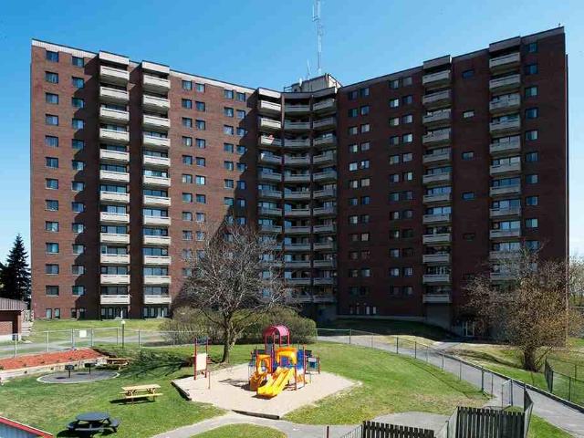 Parkwood Hills 3 Bedroom Apartment for Rent at 1343 Meadowlands Dr E, Ottawa, ON K2E 7E8 Hunt Club South Industrial