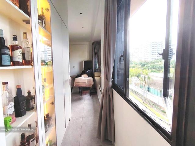 Parkwood Residences D19, Apartment