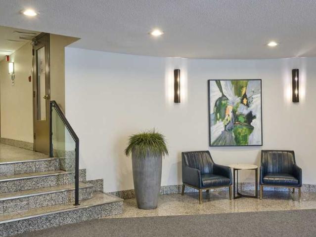 Parkway Towers 1 Bedroom Apartment for Rent at 1071 Ambleside Dr, Ottawa, ON K2B 6V4 Woodroffe North