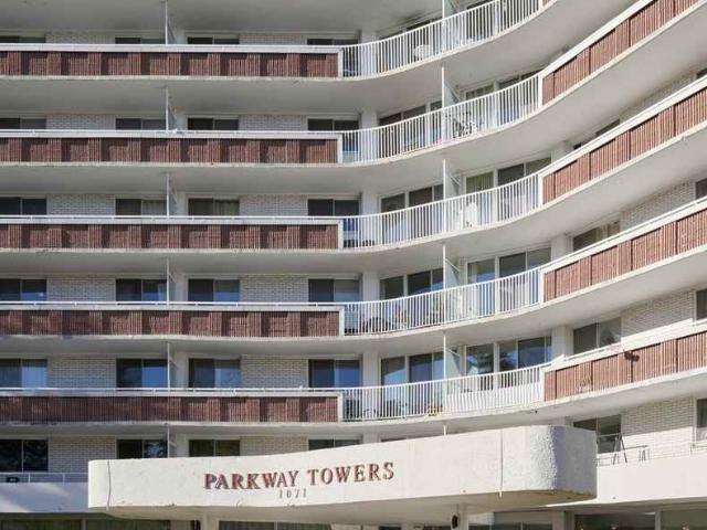 Parkway Towers 2 Bedroom Apartment for Rent at 1071 Ambleside Dr, Ottawa, ON K2B 6V4 Woodroffe North