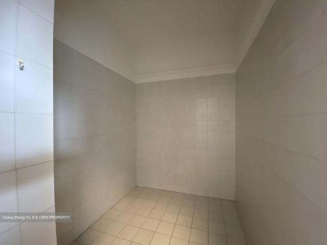 Parkway View D15, Apartment