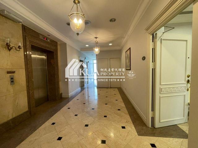 Parkview Tower Apartment in the mid of Kuching City