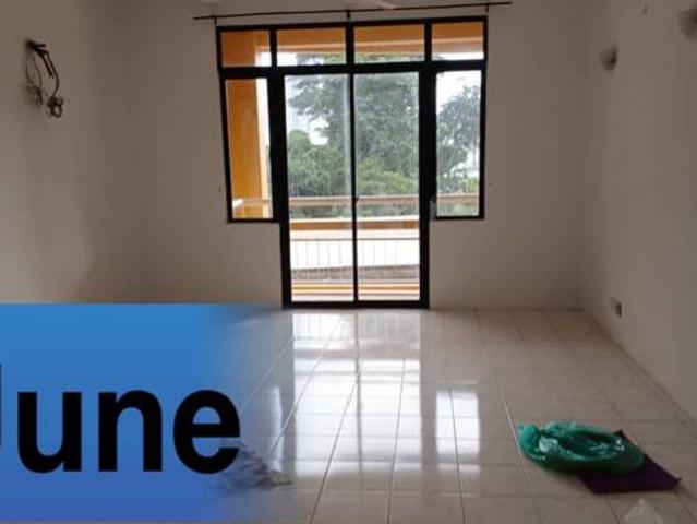 Parkview Towers 829sqf CHEAPEST near Fairview