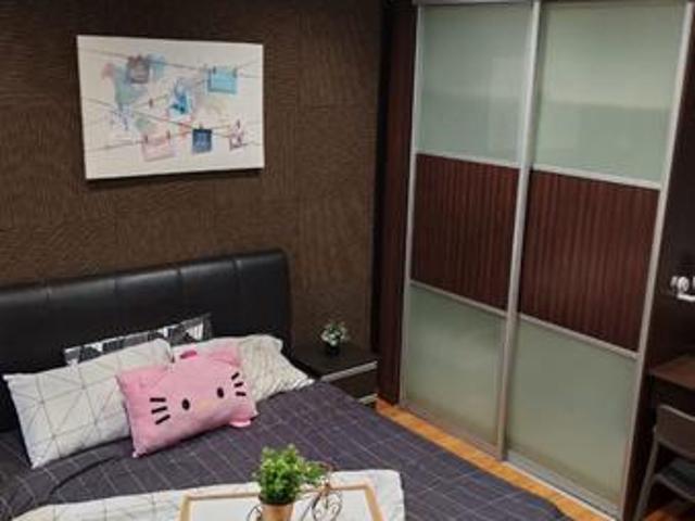 Parkview apartment studio walk to KLCC city LRT monorial station