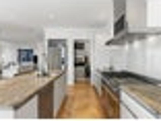 Parnell Prestige. Harbour Views. Vendor Selling