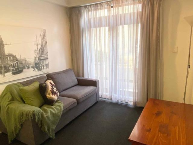 PARNELL 1 BEDROOM FURNISHED 1 CARPARK