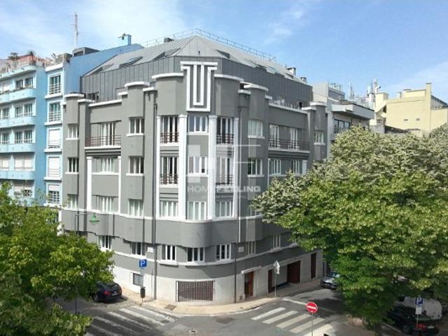 PARQUE EDUARDO VII T2 Elegância, Charme e Exclusividade