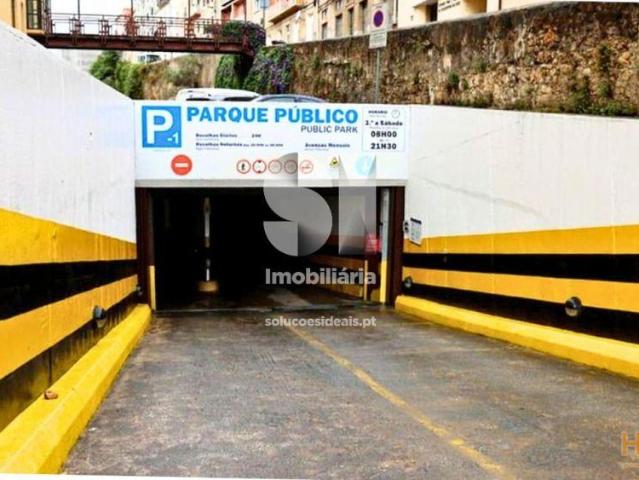 Parque Estacionamento | 26024043027