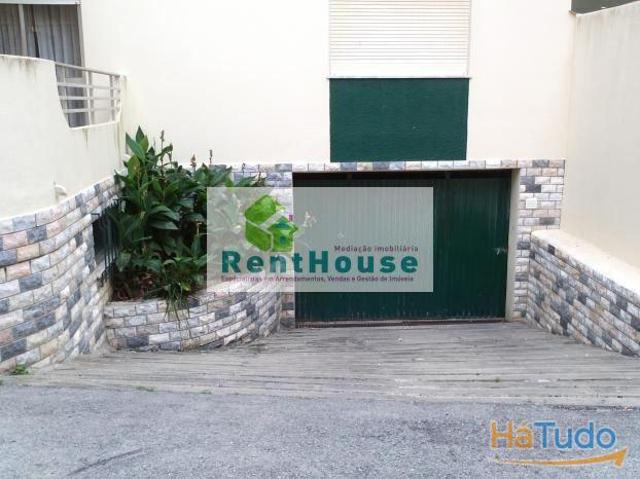 Parqueamento Central | 26084094736