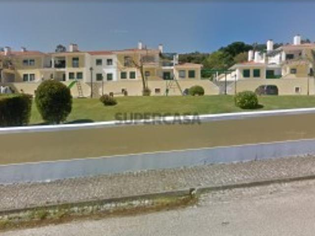 Parqueamento para 2 carros na Venda do Pinheiro