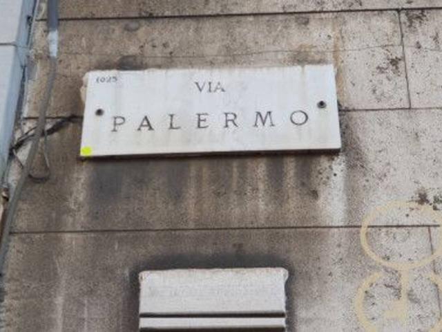 Parrucchiere in vendita a Milano
