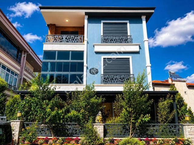 Parstan Akçayda Yeşilin Kalbinde Ferah Ve Şık 4+1 Geniş Villa