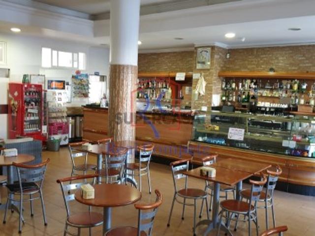 Pastelaria, Snack bar ou Restaurante no Feijó, Almada