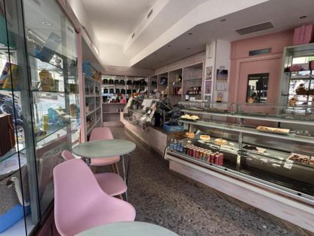 Pasticceria in vendita a Ospedaletti