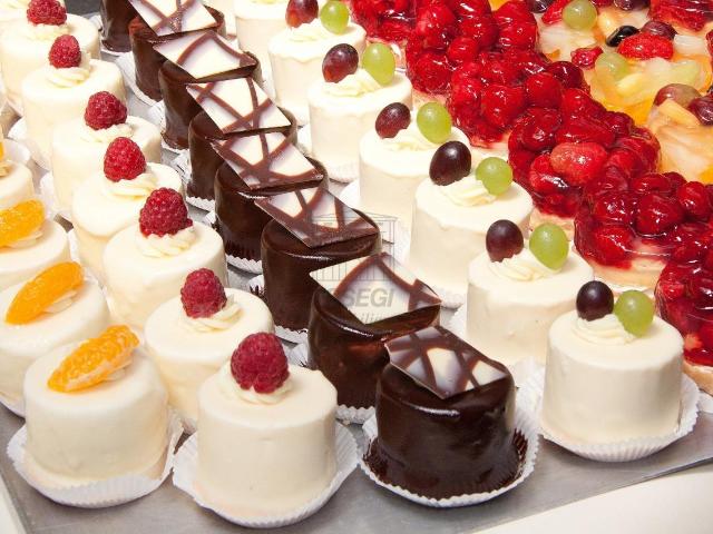 Pasticceria in vendita a Lucca