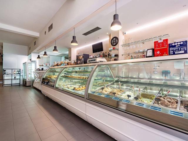 Pasticceria in vendita a Monopoli