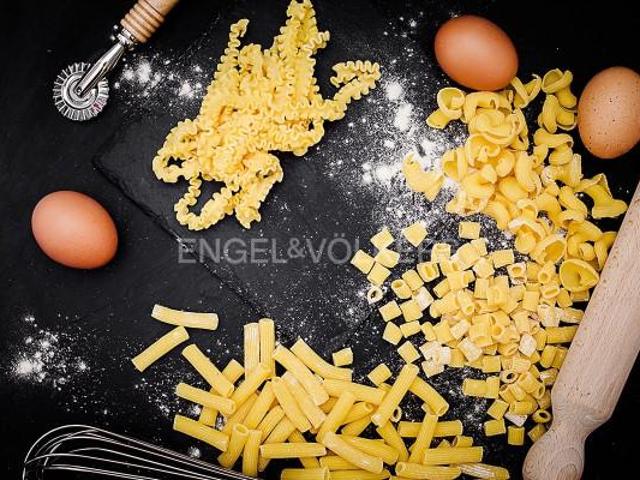 Pastificio in vendita a Genova