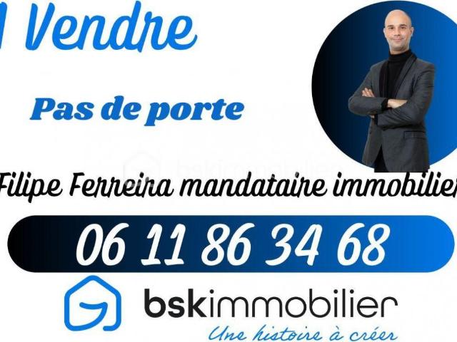 Pas de porte à céder