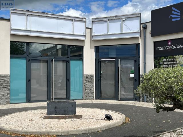 PAS DE PORTE DE RESTAURANT AVEC POSSIBILITE LICENCE IV