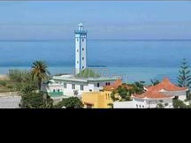 Pas de portefeuille à vendre avec vue sur la mer