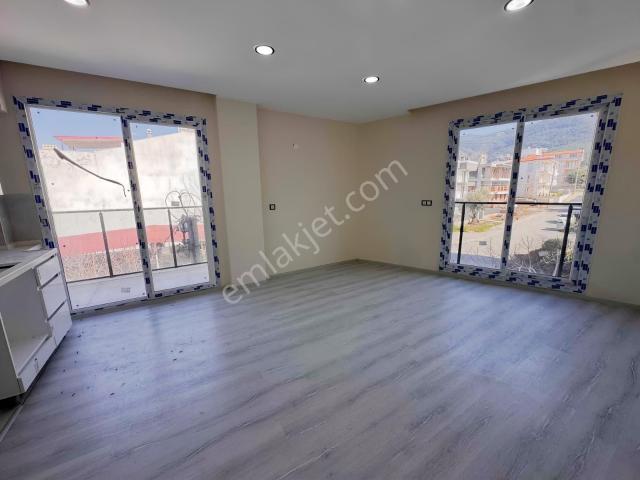 Pascha Emlak'tan Satılık Güzelçamlı Merkezde Sıfır 2+1 Daire