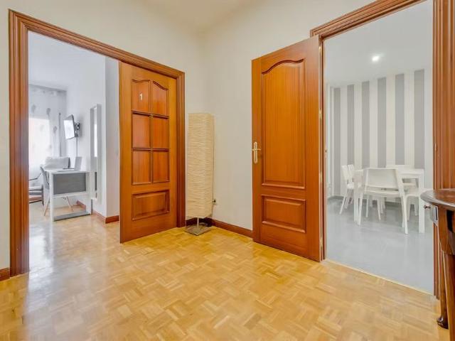 Paseo de la Castellana, Madrid, Community of Madrid 28046