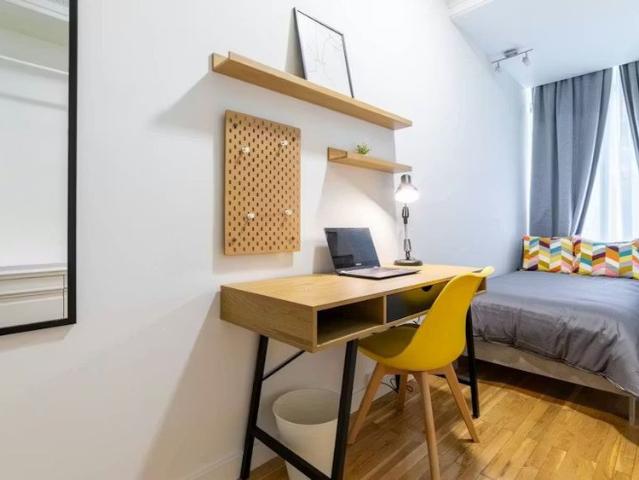 Paseo de la Castellana, Madrid, Community of Madrid 28046