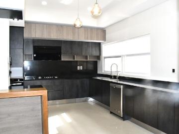 PASEO DE LA CIMA CASA