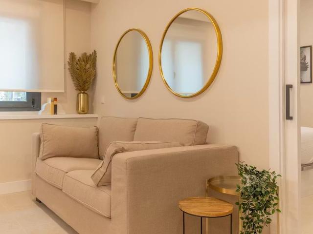 Paseo de las Delicias, Madrid, Community of Madrid 28045