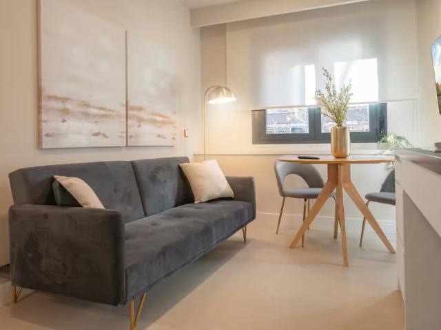 Paseo de las Delicias, Madrid, Community of Madrid 28045