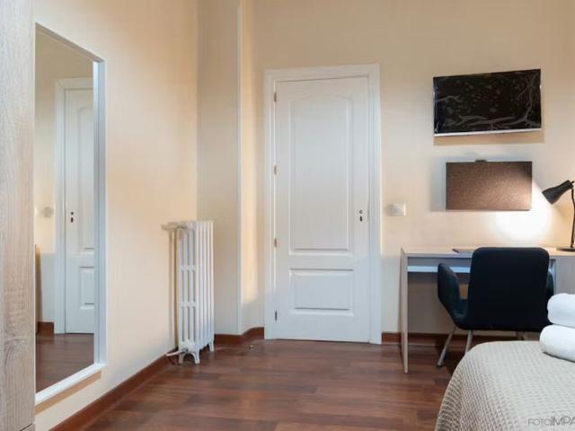 Paseo de las Delicias, Madrid, Community of Madrid 28045