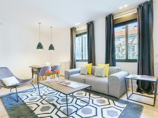Paseo de Recoletos, Madrid, Community of Madrid 28004
