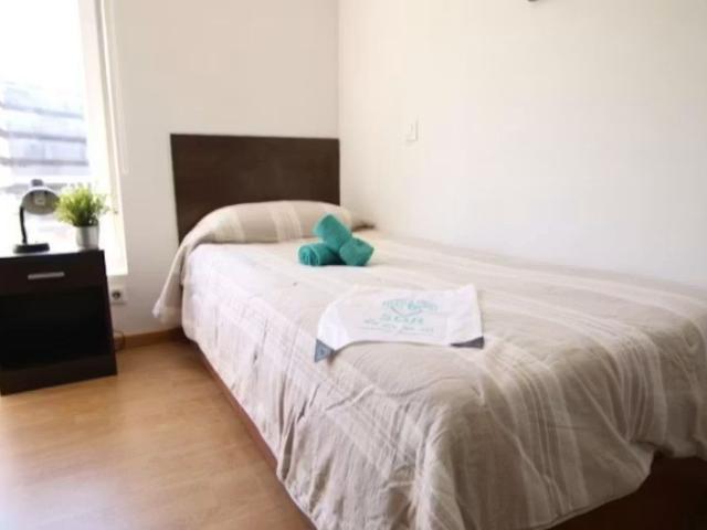 Paseo de San Francisco de Sales, Madrid, Community of Madrid 28003