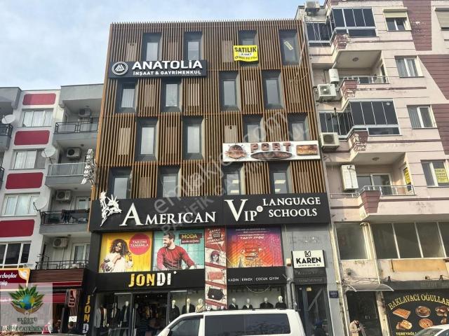 Pasifikten Önder Caddesi Üzerinde Satılık 2+1 Ofis