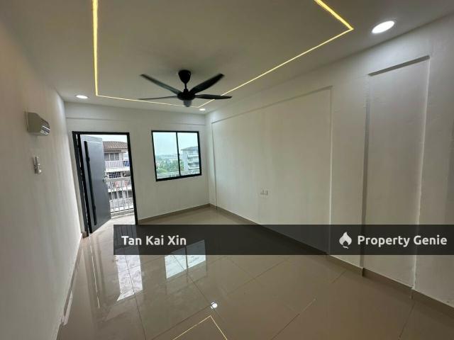 Pasir Gudan Low Cost Flat 2b1b