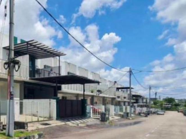 Pasir Gudang Bandar Layangkasa Jalan Wau kikik Double Storey House