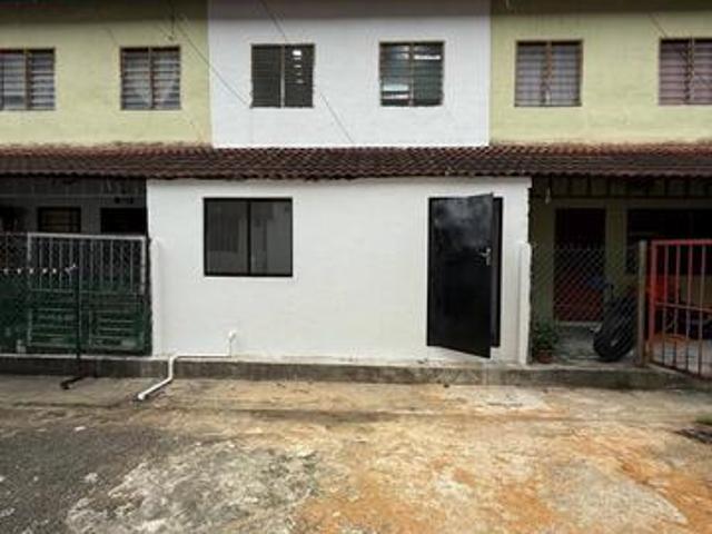 Pasir Gudang Taman Scientex Jalan Serindit Double Storey House