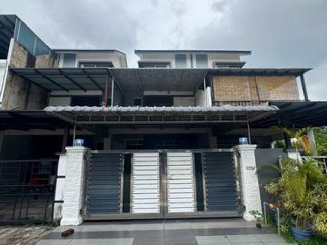 Pasir Gudang Taman Scientex Jalan Tiong 25 Storey Terrace House