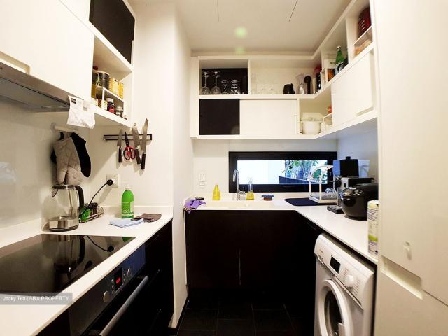 Pasir Panjang Road D5, Condominium