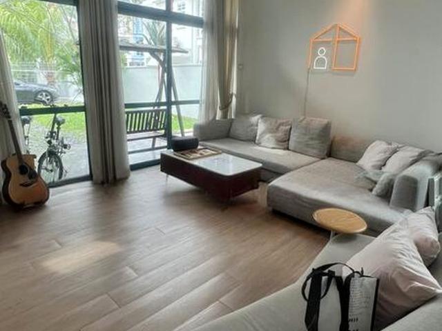 Pasir Panjang Road D5, Detached