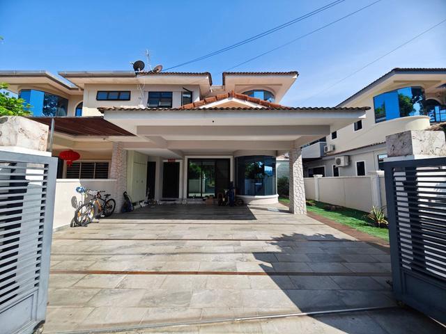 Pasir Pinji 2 Storey SemiD Gated Guarded Fully Renovated