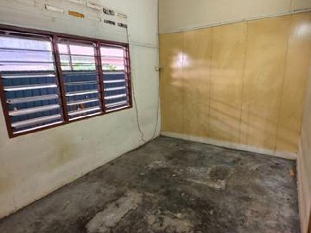Pasir Pinji Kampung House Chinese Area